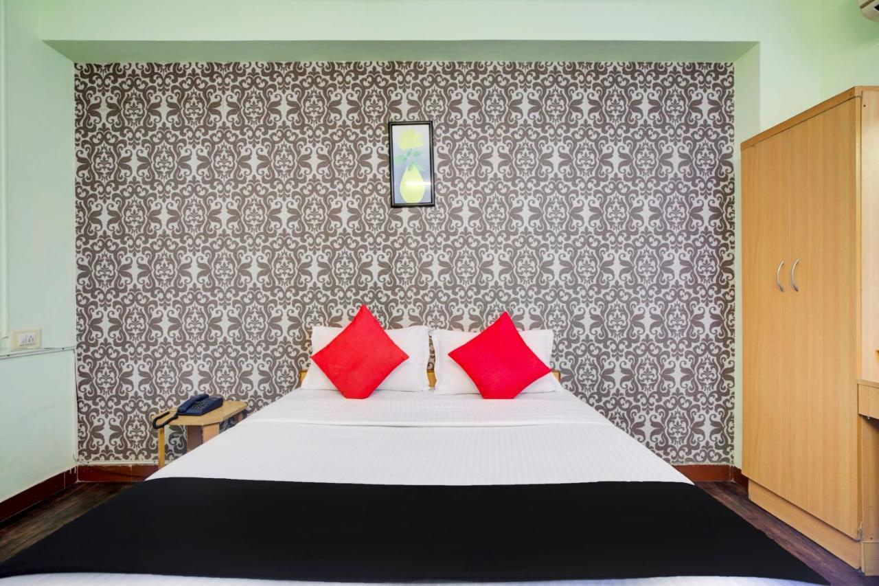 Oyo Flagship Amutha Residency Hotel Chennai Exterior photo