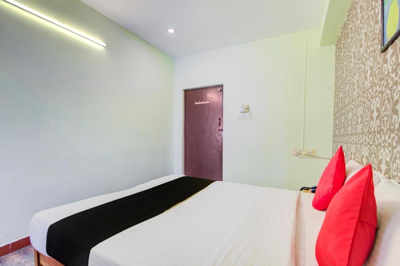 Oyo Flagship Amutha Residency Hotel Chennai Exterior photo